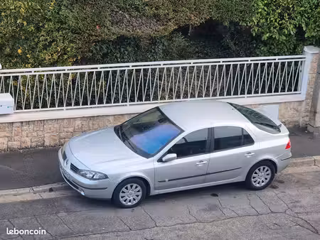 Renault Laguna 1.9 dCi 110