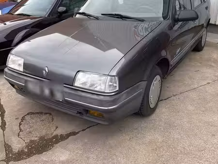 Renault R19 
