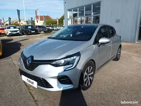 Renault Clio E-Tech 1.6 140 Zen