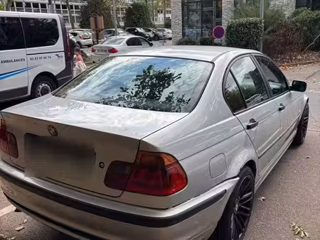 BMW Série 3 320d 2.0 136