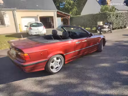 BMW Série 3 318i 1.8 115