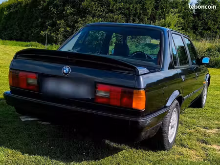 BMW Série 3 324d