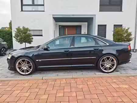 Audi A8 V6 3.0 TDI 233 quattro