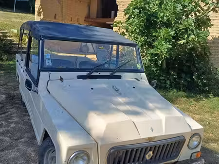 Renault Rodeo 