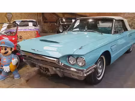 Ford Thunderbird 