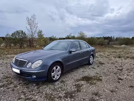 Mercedes-Benz Classe E E 240 V6 2.6 177 Avantgarde