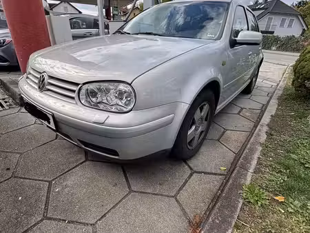 Volkswagen Golf 1.6