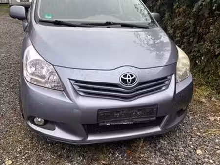 Toyota Verso 2.0 126 Life