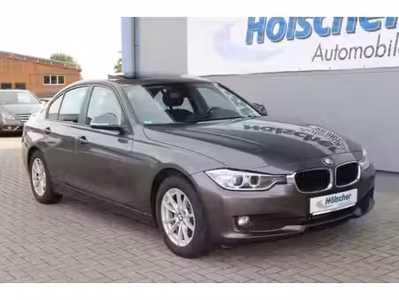 BMW Série 3 318d 2.0 143 Modern