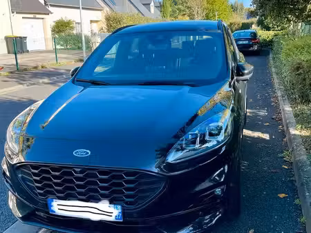 Ford Kuga 2.5 ST Line