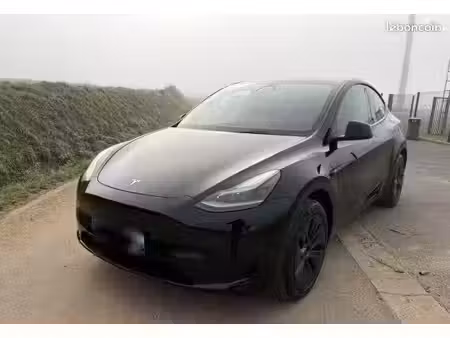 Tesla Model Y Grande Autonomie