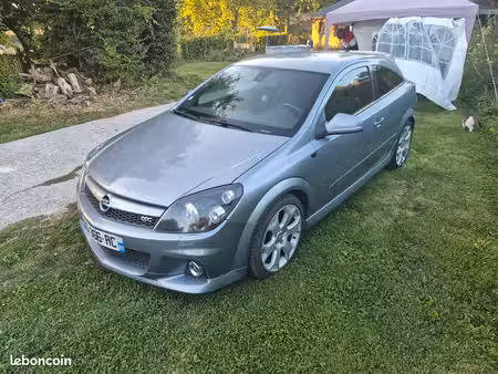 Opel Astra OPC OPC Line