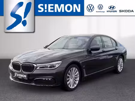BMW Série 7 740e 326