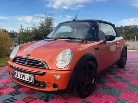 Mini Cabrio Cooper 1.6 115