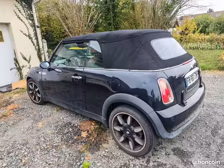 Mini Cabrio Cooper 1.6 115