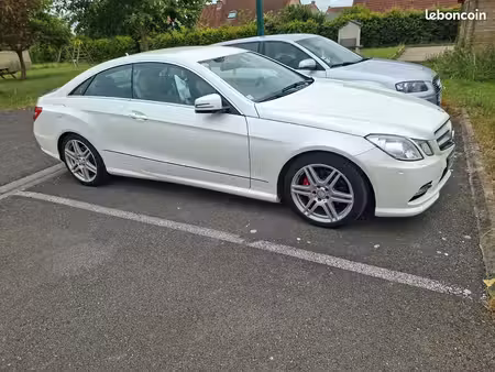 Mercedes-Benz Classe E E 350 V6 3.0 265