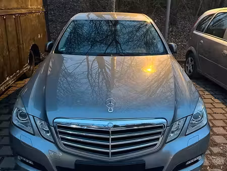 Mercedes-Benz Classe E E 200