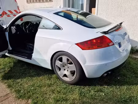 Audi TT 2.0 TFSI 200