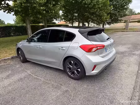 Ford Focus 1.0 125 ST Line