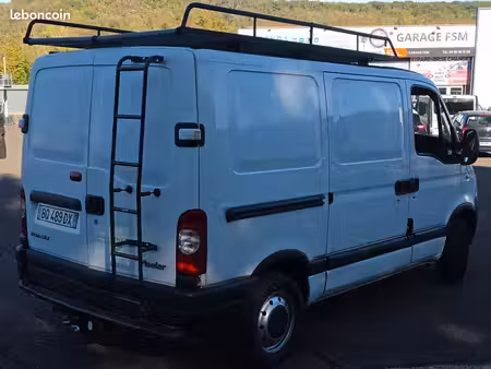 Renault Master 2.5 dCi 120