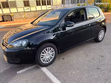 Volkswagen Golf 1.6 TDI 105