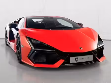 Lamborghini Revuelto 