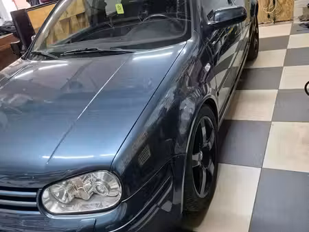 Volkswagen Golf V6 2.8 204 4Motion