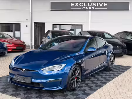 Tesla Model S Plaid 4x4