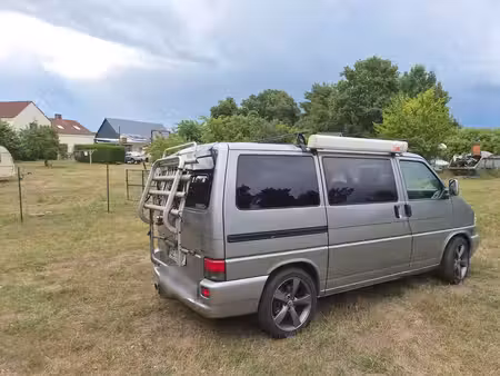 Volkswagen Transporter T4 2.5