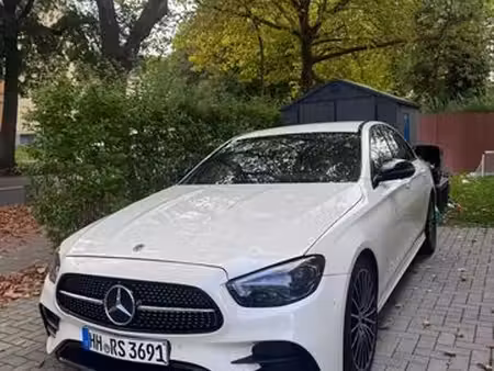 Mercedes-Benz Classe E E 220 AMG Line 4Matic
