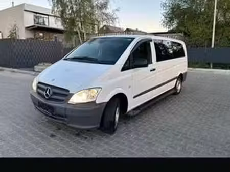 Mercedes-Benz Vito 163