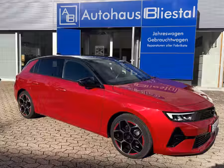 Opel Astra 1.2 131 GS Line