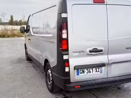 Renault Trafic 2.0 dCi 90