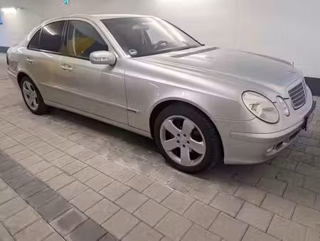 Mercedes-Benz Classe E E 200