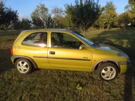 Opel Corsa 1.2 65