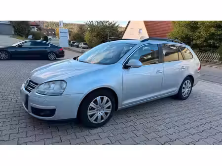 Volkswagen Golf 2.0 TDI 140