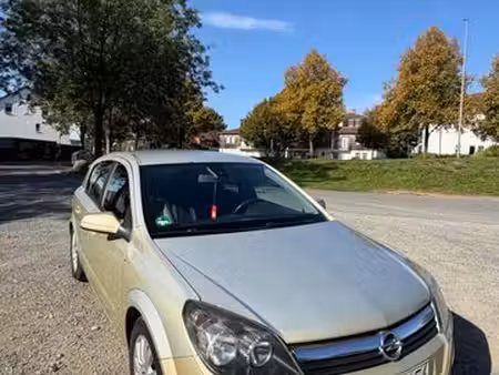 Opel Astra 1.8 125