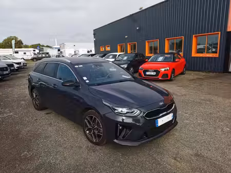 Kia Ceed 1.6 CRDi 136 GT Line