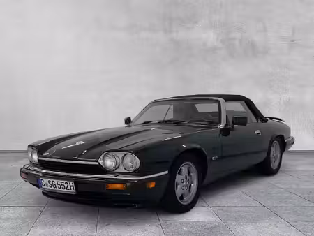 Jaguar XJ