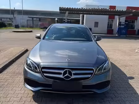 Mercedes-Benz Classe E E 200 2.1 150 Avantgarde