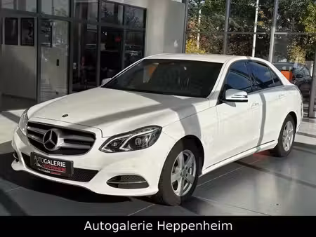 Mercedes-Benz Classe E E 200 2.1 136