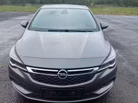 Opel Astra 1.0 105