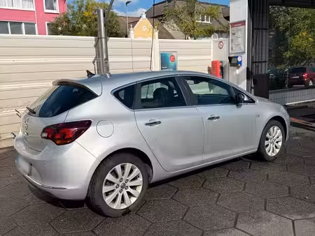 Opel Astra 2.0 165 Cosmo