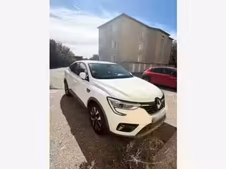 Renault Arkana E-Tech 1.6 145 Intens