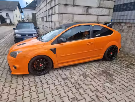 Ford Focus ST 2.5 225