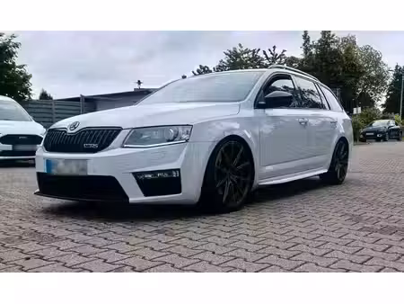 Škoda Octavia RS 2.0 230