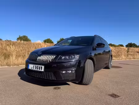 Škoda Octavia RS 2.0 TSI 220