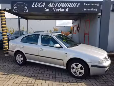 Škoda Octavia 1.6 102 Ambiente