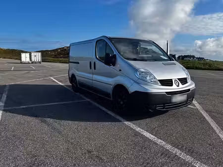Renault Trafic 2.0 dCi 90