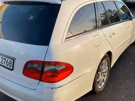 Mercedes-Benz Classe E E 200 2.1 CDI 136 Classic